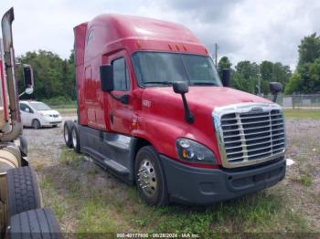  Salvage Freightliner Cascadia 125