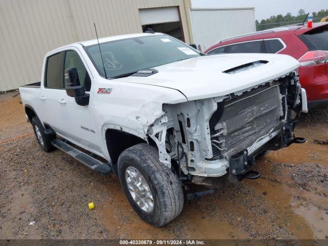  Salvage Chevrolet Silverado 2500