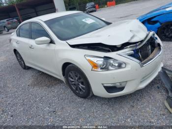  Salvage Nissan Altima