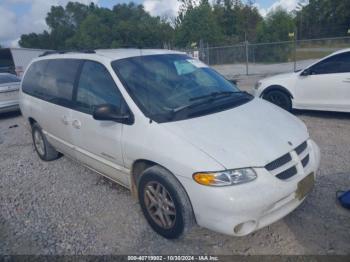  Salvage Dodge Grand Caravan