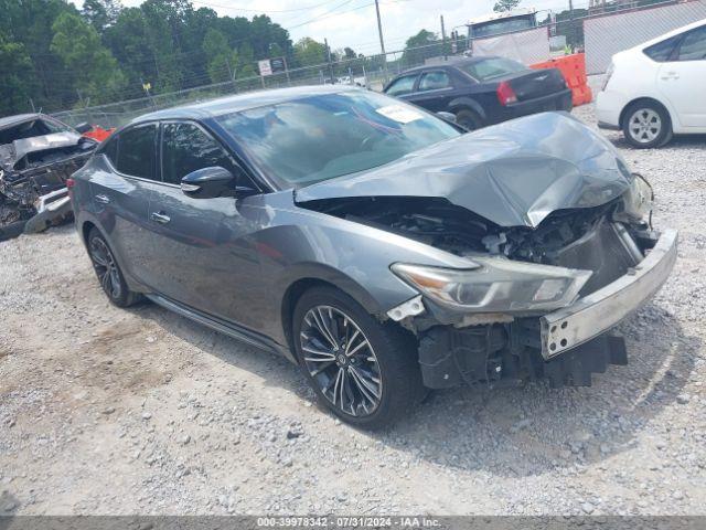  Salvage Nissan Maxima