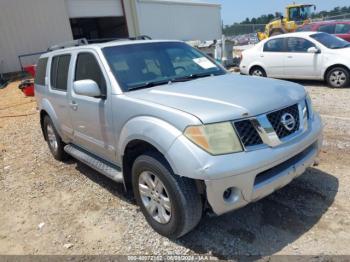  Salvage Nissan Pathfinder