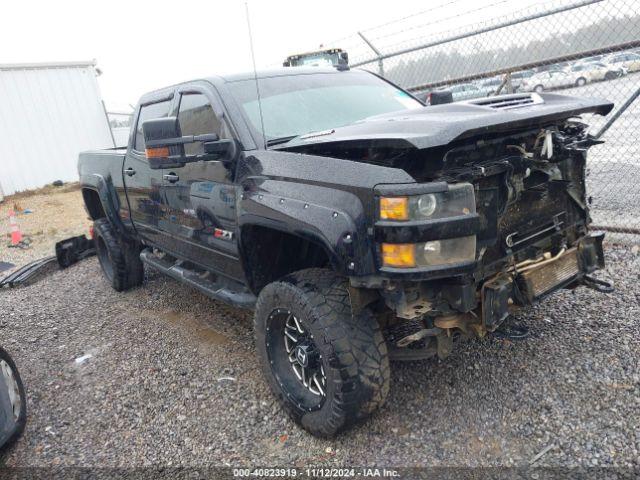  Salvage Chevrolet Silverado 2500