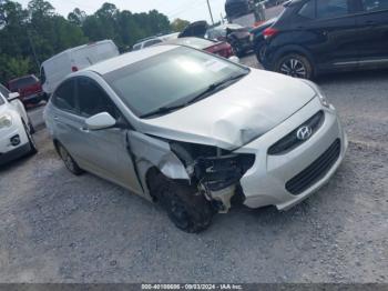  Salvage Hyundai ACCENT