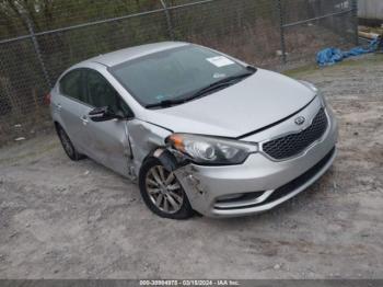  Salvage Kia Forte