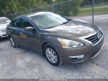  Salvage Nissan Altima