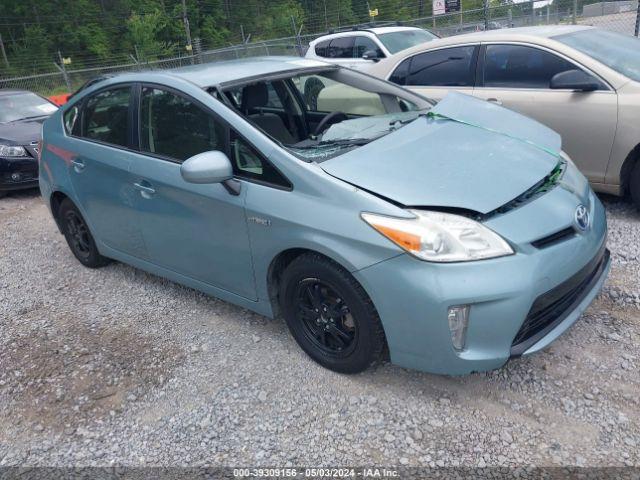  Salvage Toyota Prius