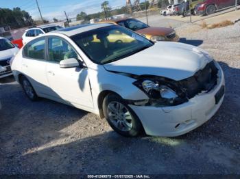  Salvage Nissan Altima