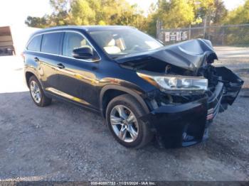  Salvage Toyota Highlander