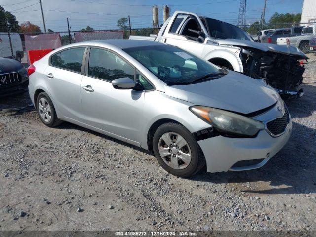  Salvage Kia Forte