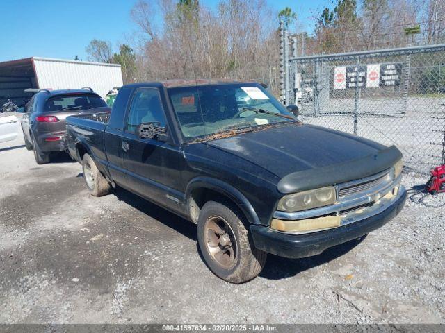  Salvage Chevrolet S-10