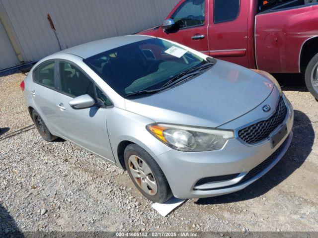  Salvage Kia Forte