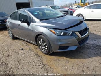  Salvage Nissan Versa