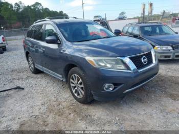  Salvage Nissan Pathfinder