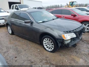  Salvage Chrysler 300