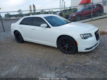  Salvage Chrysler 300