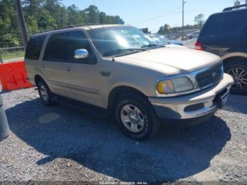  Salvage Ford Expedition