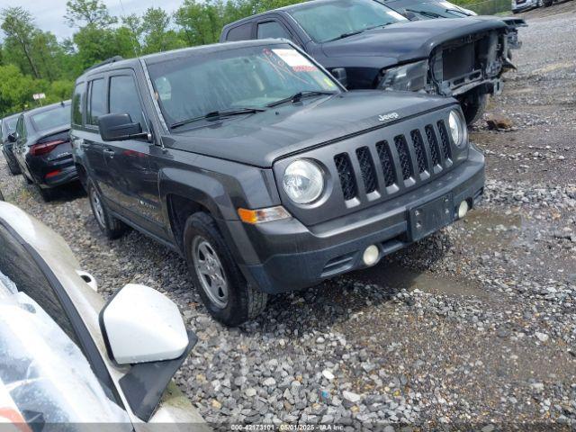  Salvage Jeep Patriot