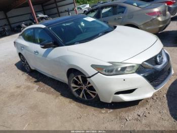  Salvage Nissan Maxima