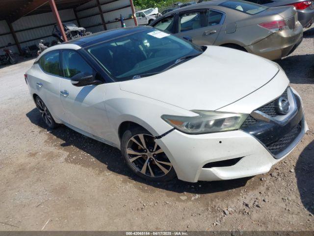  Salvage Nissan Maxima