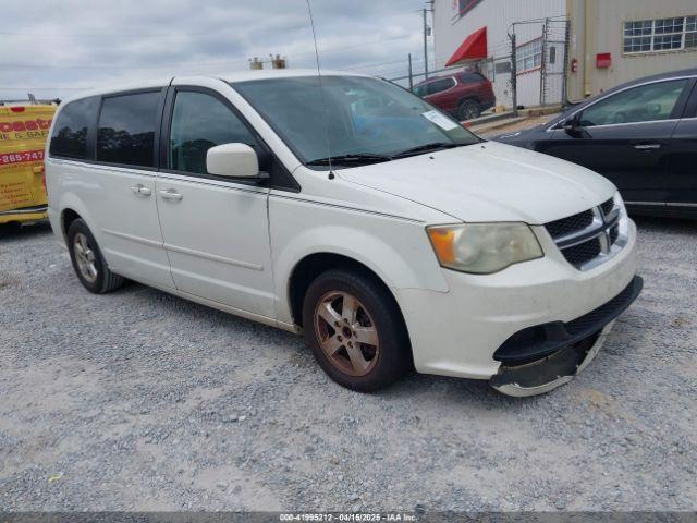  Salvage Dodge Grand Caravan