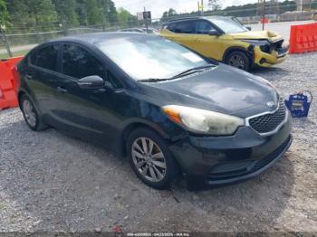  Salvage Kia Forte