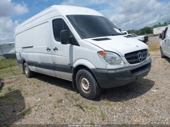  Salvage Mercedes-Benz Sprinter 2500