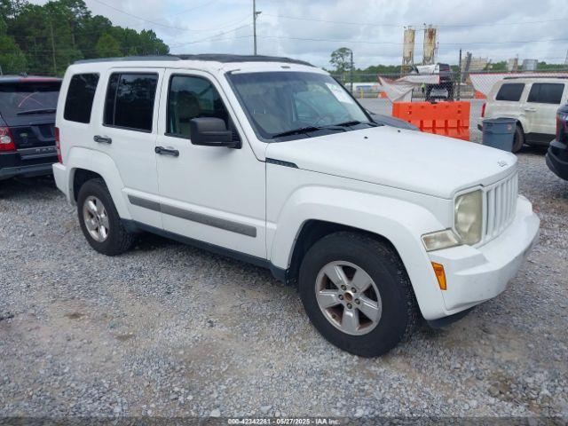  Salvage Jeep Liberty