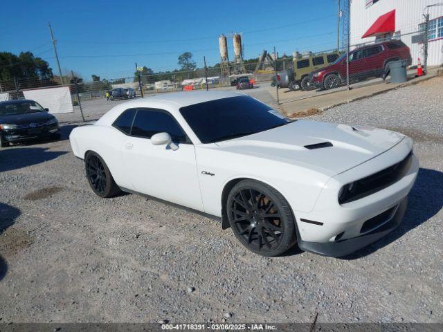  Salvage Dodge Challenger