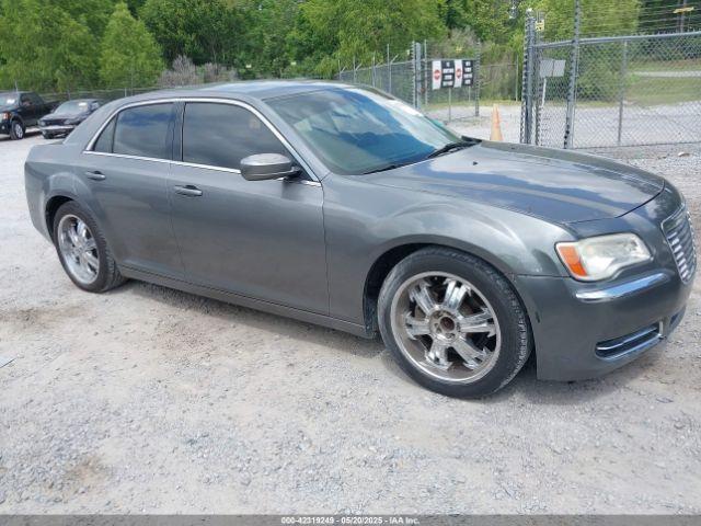  Salvage Chrysler 300