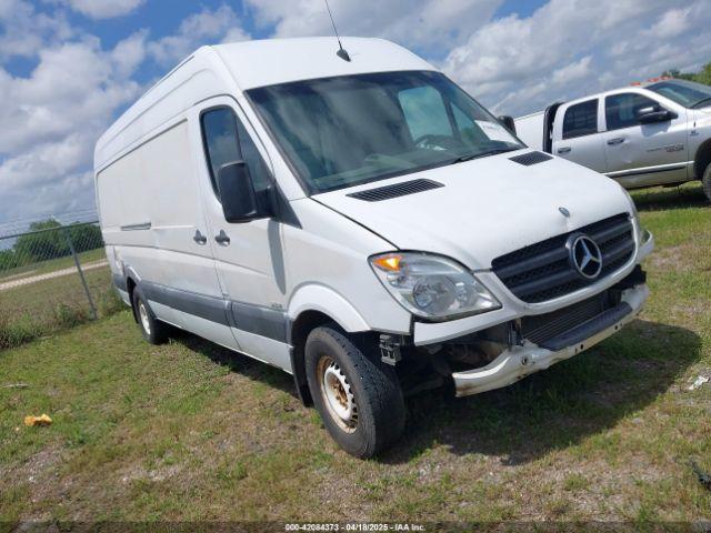  Salvage Mercedes-Benz Sprinter 2500