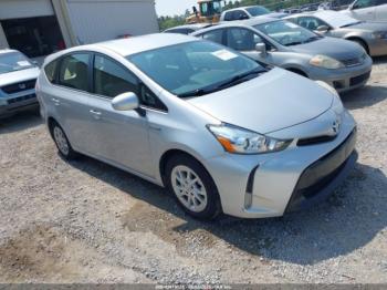  Salvage Toyota Prius v