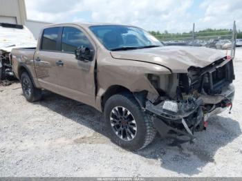  Salvage Nissan Titan