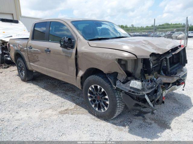  Salvage Nissan Titan