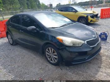  Salvage Kia Forte