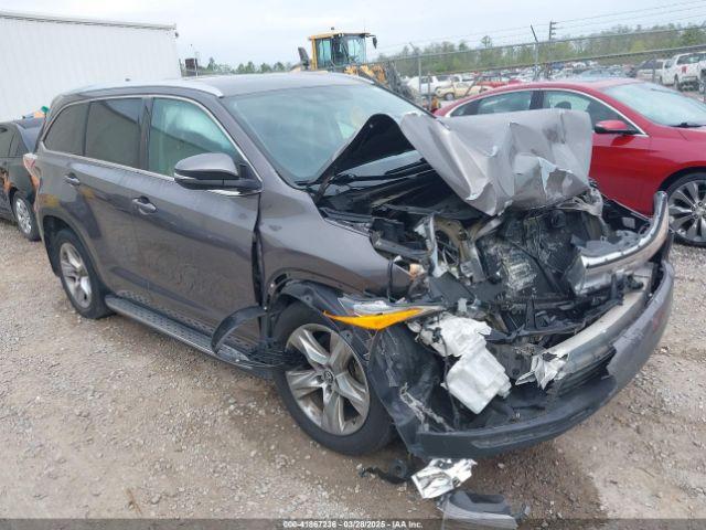  Salvage Toyota Highlander