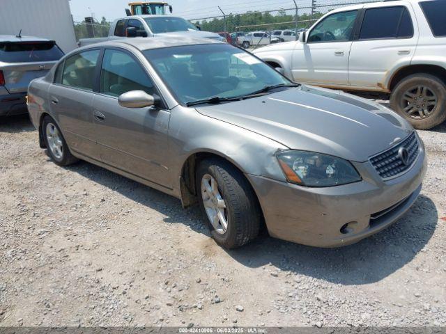  Salvage Nissan Altima