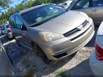  Salvage Toyota Sienna