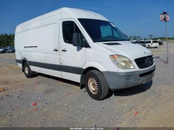  Salvage Mercedes-Benz Sprinter 2500