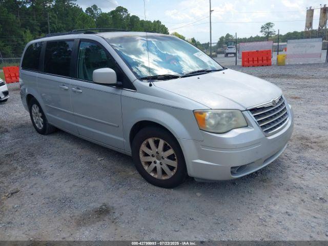  Salvage Chrysler Town & Country