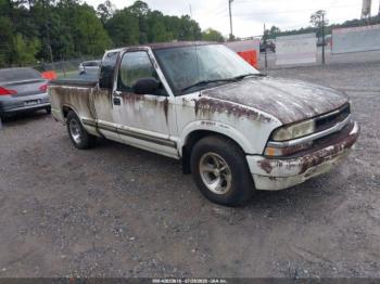 Salvage Chevrolet S-10