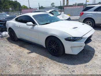  Salvage Ford Mustang