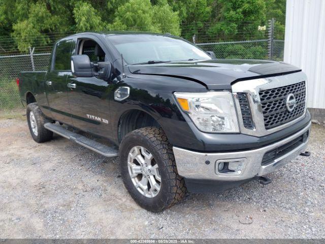  Salvage Nissan Titan