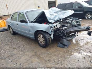  Salvage Ford Crown Victoria