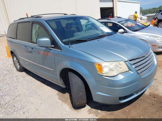  Salvage Chrysler Town & Country