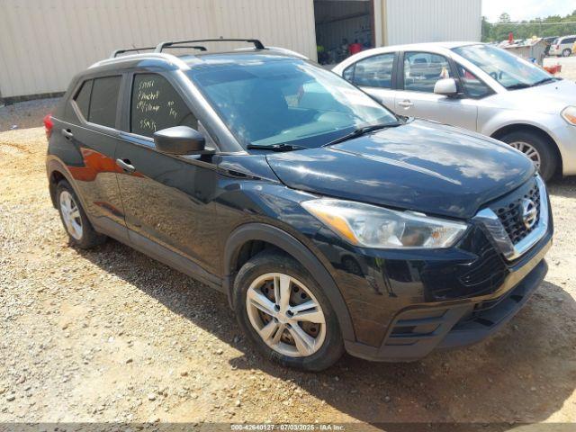  Salvage Nissan Kicks