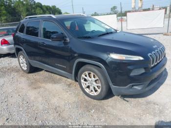  Salvage Jeep Cherokee