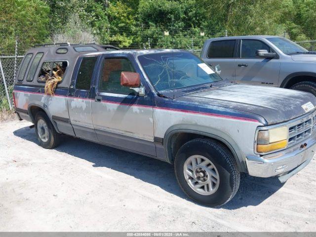  Salvage Dodge Dakota