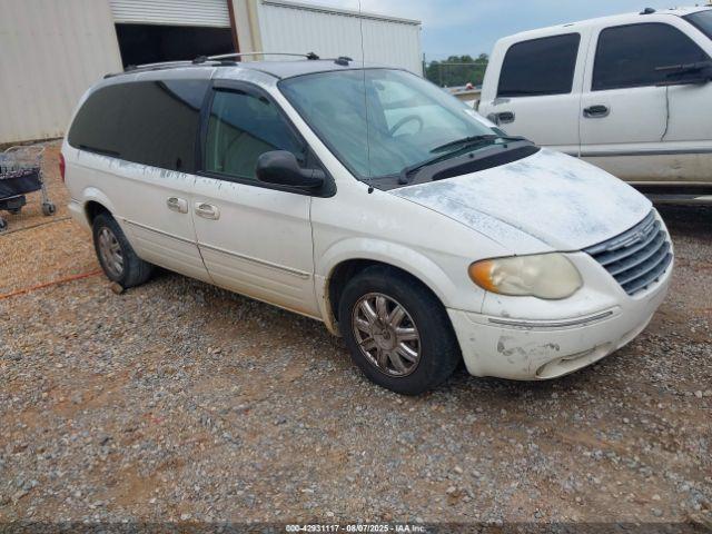  Salvage Chrysler Town & Country