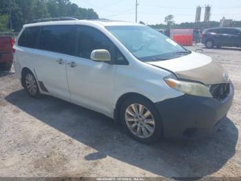  Salvage Toyota Sienna
